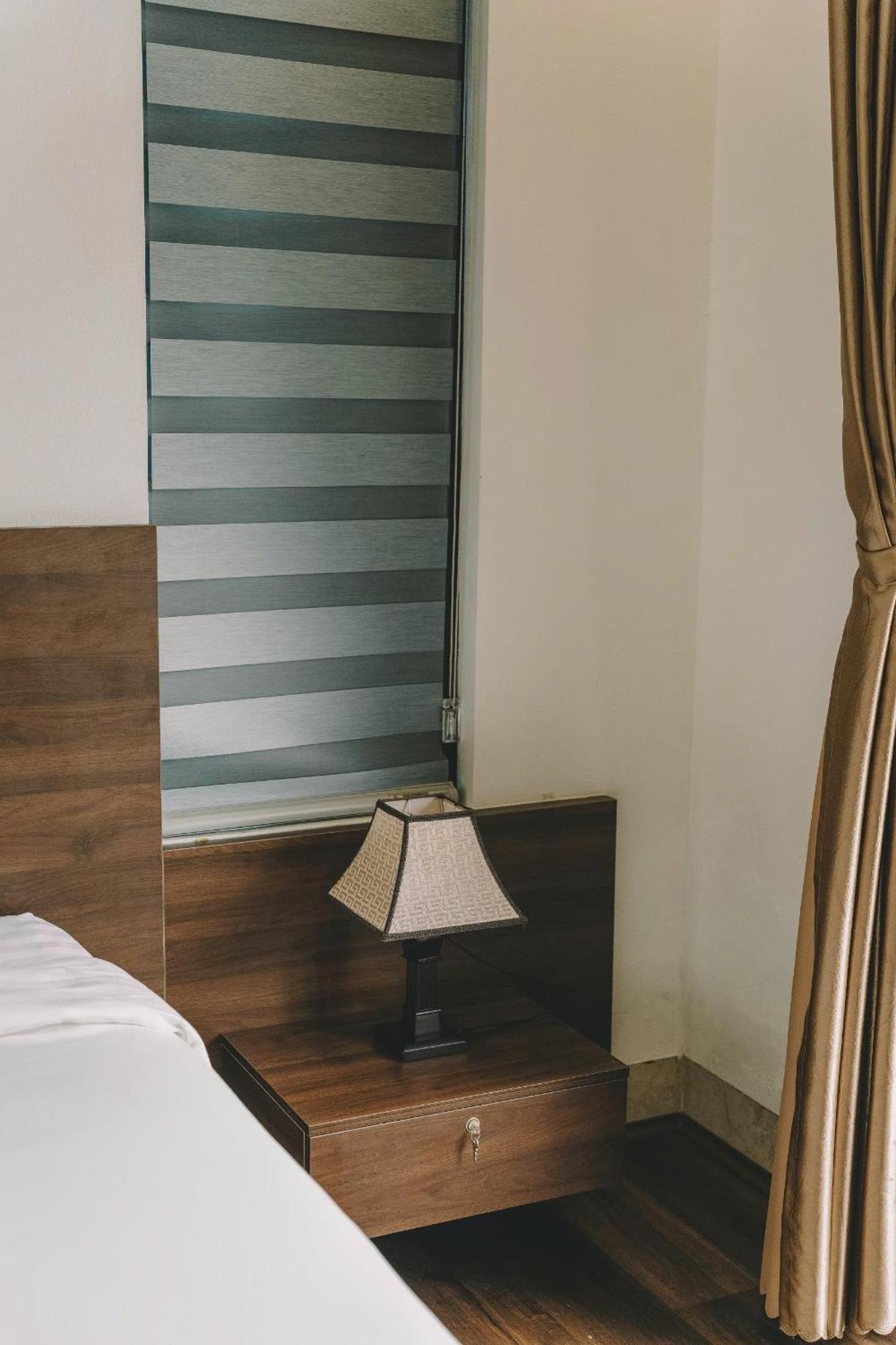 Tam Coc Harbor View Hotel & Travel Vu Lam Bagian luar foto